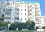 Grünruhelage nahe Arenbergpark! Teilmöblierte 2-Zimmer-Wohnung mit Loggia in Stockwerkslage - Bild