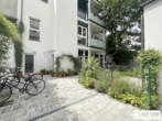Bild - Erstbezug in U-Bahn-Nähe! Liebevoll generalsanierte 2-Zimmer-Altbau-Wohnung mit Loggia und Grünblick in Gründerzeithaus