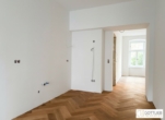 Erstbezug in U-Bahn-Nähe! Liebevoll generalsanierte 3-Zimmer-Wohnung mit Terrasse in Gründerzeithaus - Bild