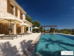 Bild - Bestlage nähe Palma de Mallorca! Traumhafte Finca mit Tennisanlage, Pool und 30.000 m2 Eigengrund