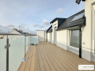 Erstbezug in U-Bahn-Nähe! Sonniges 4-Zimmer-Penthouse mit zwei westseitigen Terrassen und Fernblick, 1160 Wien, Penthouse