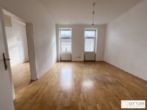 Nahe U3! Klassisches Mittelzinshaus mit ca. 85% Leerstand und Baubewilligung für DG-Ausbau mit Balkonen und Dachterrasse - Bild