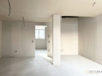 Bild - U-Bahn-Nähe U3 und U6! Hochwertige 3-Zimmer-Dachgeschoss-Wohnung mit Südterrasse in generalsaniertem Gründerzeithaus