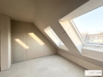 Bild - U-Bahn-Nähe U3 und U6! Hochwertige 3-Zimmer-Dachgeschoss-Wohnung mit Südterrasse in generalsaniertem Gründerzeithaus