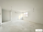 Erstbezug in U-Bahn-Nähe! Sonnige 3-Zimmer-Dachgeschoss-Wohnung mit Loggia und Balkon in Gründerzeithaus - Bild