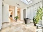 Wohnen und Arbeiten! Exklusive Altbauwohnung auf zwei Etagen mit Garagenplätzen und Eigengarten - Bild