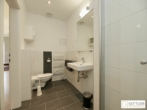 Bestlage Kaiserebersdorf! Möblierte 2-Zimmer-Wohnung für Singles oder Pärchen mit Balkon, Gartennutzung und Schwimmbiotop - Bild