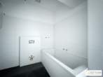 Erstbezug in U-Bahn-Nähe! Liebevoll generalsanierte 3-Zimmer-Wohnung mit Loggia und Balkon in Gründerzeithaus - Bild