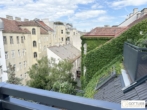 Grünruhelage nahe Belvedere! Luxuriöse 3-Zimmer-Erstbezug-Dachterrassen-Wohnung mit Outdoor-Pool in historischem Gebäude - Bild