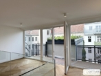 Grünruhelage nahe Belvedere! Luxuriöse 3-Zimmer-Erstbezug-Dachterrassen-Wohnung mit Outdoor-Pool in historischem Gebäude - Bild