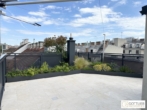 Grünruhelage nahe Belvedere! Luxuriöse 3-Zimmer-Erstbezug-Dachterrassen-Wohnung mit Outdoor-Pool in historischem Gebäude - Bild