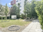 Bild - Nähe Schloss Neugebäude! Bis November 2026 befristet vermietete sonnige 2-Zimmer-Wohnung mit Loggia und Tiefgaragenplatz in Grünruhelage