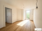 Bild - U-Bahn-Nähe U3 und U6! 3-Zimmer-Altbau-Wohnung mit Atelier und Eigengarten in generalsaniertem Gründerzeithaus