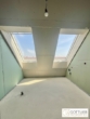Erstbezug in U-Bahn-Nähe! Lichtdurchflutetes 4-Zimmer-Penthouse mit zwei Balkonen und Dachterrasse mit Panoramablick - Bild
