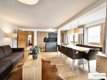 Bestlage Pinzgau mit ca. 6% Rendite! Sonniges 4-Zimmer-Apartment mit zwei Terrassen sowie Aussenpool, 5700 Zell am See, Apartment