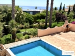 Bild - Uneinsehbare Villa mit Terrassen und großem Garten, Swimmingpool und Meerblick