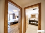 Bestlage Pinzgau mit ca. 6% Rendite! 3-Zimmer-Wohnung mit Südterrasse sowie beheiztem Aussenpool - Bild