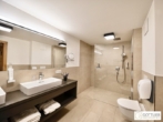 Bestlage Pinzgau mit ca. 6% Rendite! 3-Zimmer-Wohnung mit Südterrasse sowie beheiztem Aussenpool - Bild