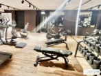 Bestlage Innenstadt! Möbliertes Loft mit französischen Fenstern und optionalem TG-Stellplatz - Bild