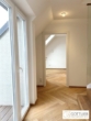 Grünruhelage nahe Belvedere! Luxuriöse 3-Zimmer-Erstbezug-Dachgeschoss-Wohnung mit zwei Balkonen in historischem Gebäude - Bild