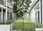 Titelbild - Erstbezug in U-Bahn-Nähe! Liebevoll generalsanierte 3-Zimmer-Wohnung mit Eigengarten und Terrasse in Gründerzeithaus