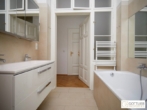 Bestlage Hamerlingplatz! 6-Zimmer-Stilaltbau-Apartment mit herrlicher West-Loggia und optionalem Tiefgaragenplatz in Grünruhelage - Bild