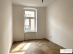 Erstbezug in U-Bahn-Nähe! Liebevoll generalsanierte 3-Zimmer-Wohnung mit Loggia und Balkon in Gründerzeithaus - Bild