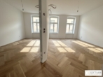 Erstbezug in U-Bahn-Nähe! Liebevoll generalsanierte 3-Zimmer-Wohnung mit Loggia und Balkon in Gründerzeithaus - Bild
